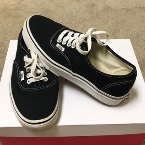 Men’s classic black vans